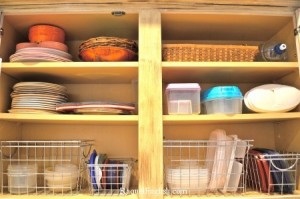 organizing-tupperware